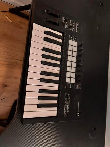 Novation Launchkey 25 MK3 MIDI Keyboard beschikbaar voor biedingen