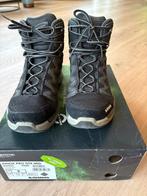 Lowa Innox pro gtx mid maat 43, Ophalen of Verzenden, Zo goed als nieuw, Schoenen
