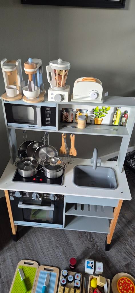 Miele Houten Speelkeuken inclusief heel veel(houten)extra's, Ophalen, Zo goed als nieuw, Hout, Speelkeuken