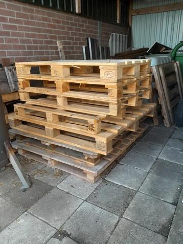 Pallets beschikbaar voor biedingen