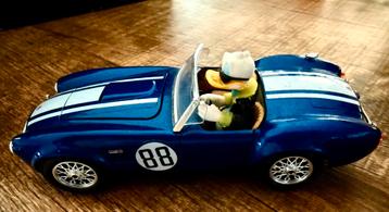 Disney cobra beschikbaar voor biedingen
