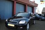Toyota Avensis Wagon 2.2 D-4D Linea Luna, Auto's, Voorwielaandrijving, 4 cilinders, Zwart, Origineel Nederlands