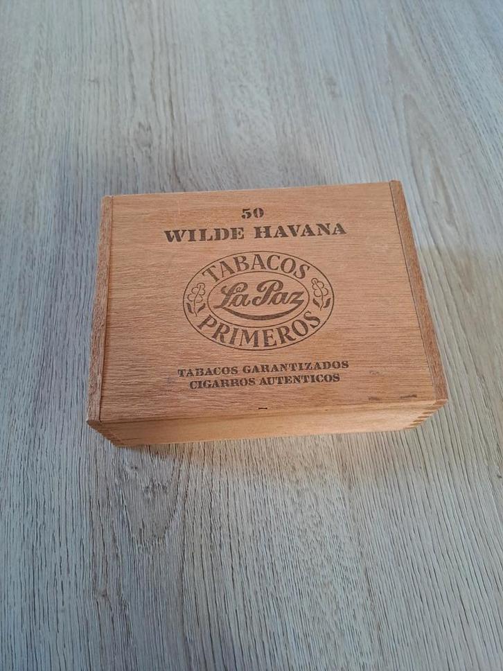 Leeg sigarenkistje La Paz tabacos primeros wilde Havana, Verzamelen, Blikken, Zo goed als nieuw, Overige, Overige merken, Ophalen of Verzenden