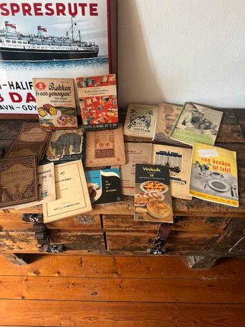 Verzameling oude kookboekjes ( niet los te koop ) beschikbaar voor biedingen