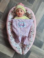 Pop baby born met babynestje en dekentje, Ophalen of Verzenden, Babypop
