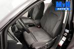 Volkswagen Golf 1.5 TSI Life Business|SPORTSTOEL|LUXE|ORGNL, Euro 6, 4 cilinders, Met garantie (alle), Zwart