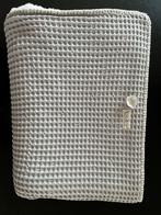 Koeka ledikant deken Grijs/wit, Ophalen of Verzenden, Deken, Zo goed als nieuw, 100 cm of meer