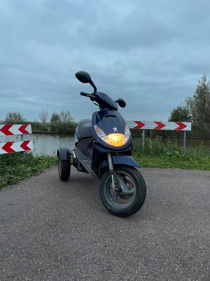 3 wieler Peugeot Vivacity Scootmobiel, geen helmplicht, Fietsen en Brommers, Scooters | Peugeot, Gebruikt, Overige modellen, Maximaal 45 km/u
