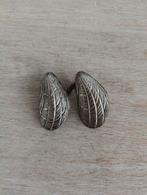 Manchetknopen in de vorm van mosselschelpen, Ophalen of Verzenden, Gebruikt, Zilver, Verzilverd