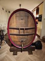 Grote drank en glas kast, Antiek en Kunst, Antiek | Meubels | Kasten, Ophalen of Verzenden