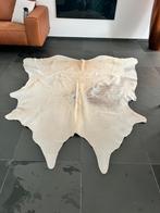 Prachtig wit creme kleurig koldby koeienhuid, Huis en Inrichting, Gebruikt, Crème, 150 tot 200 cm, 200 cm of meer