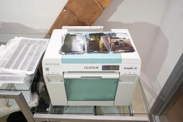 Fuji Frontier-S DX-100 foto printer beschikbaar voor biedingen
