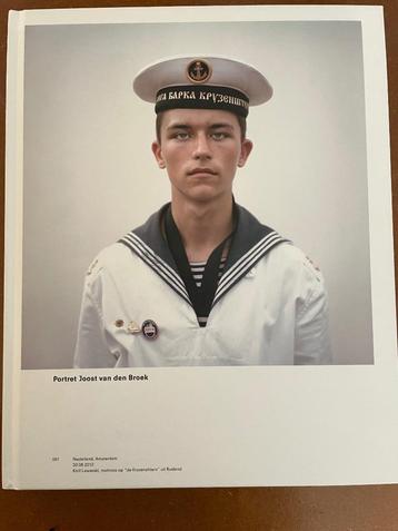 joost van den broek  portret gesigneerd  beschikbaar voor biedingen