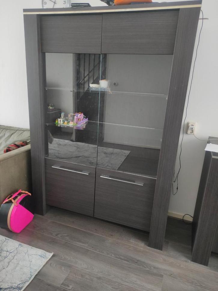 Vitrinekast, Huis en Inrichting, Kasten | Dressoirs, Zo goed als nieuw, 100 tot 150 cm, 25 tot 50 cm, Met lade(s), Met deur(en)