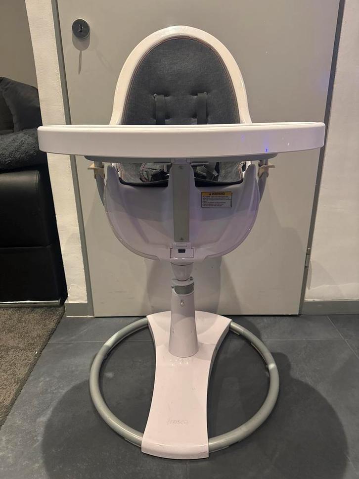 Bloom Fresco kinderstoel, Kinderen en Baby's, Kinderstoelen, Gebruikt, Meegroeistoel, Afneembaar eetblad, Gordel(s), Stoelverkleiner