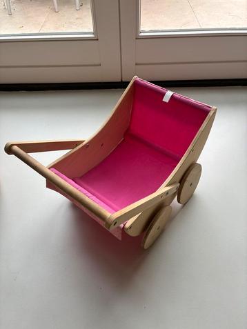 Roze Houten Poppenwagen beschikbaar voor biedingen