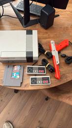 Nintendo nes, Ophalen of Verzenden, Gebruikt, Met 2 controllers, Met games