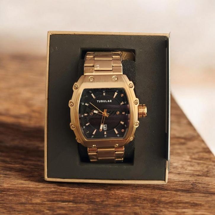 Stoer heren horloge zilver,zwart of goudkleurig, Sieraden, Tassen en Uiterlijk, Horloges | Heren, Nieuw, Overige merken, Staal