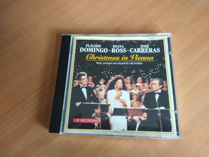 CD Placido Domingo · Diana Ross – Christmas in Vienna, Cd's en Dvd's, Cd's | Kerst en Sinterklaas, Zo goed als nieuw, Ophalen of Verzenden