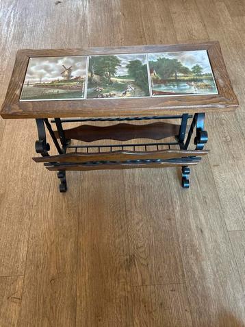 Vintage Lectuurbak met Tegels beschikbaar voor biedingen