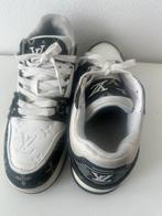 Sneakers, Ophalen of Verzenden, Gedragen