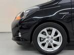 Toyota Yaris 1.5 Full Hybrid Dynamic Camera Navigatie Automa, Auto's, Toyota, Euro 5, 1497 cc, Gebruikt, Zwart
