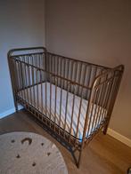 Ledikant brons inclusief aerosleep matras, Ophalen, Zo goed als nieuw, Ledikant