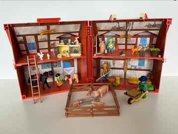 Playmobil 4142  mee neem boerderij beschikbaar voor biedingen
