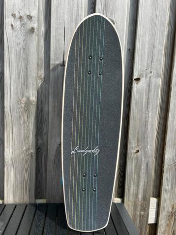 Landyachtz Butter white lines 31 surfskate beschikbaar voor biedingen