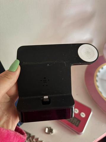 Belkin Apple docking station beschikbaar voor biedingen