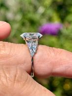 Prachtige 18K gouden ring met diamanten totaal 4.72 caraat!!, Nieuw, Ophalen of Verzenden, 17 tot 18, Met edelsteen