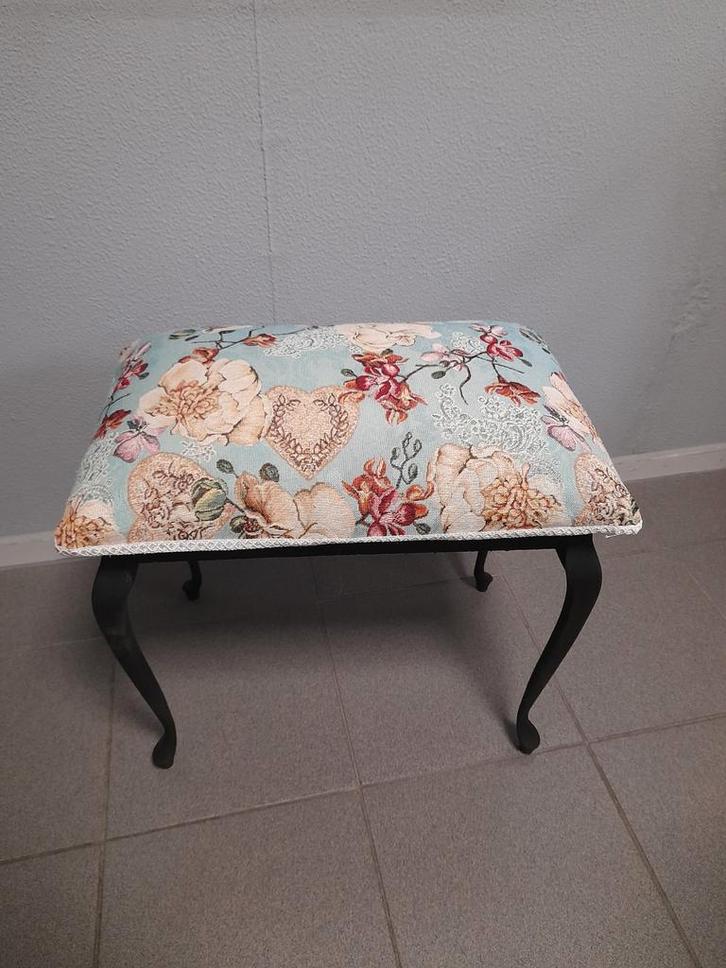 Krukje 53 x 35 en 58 hoog, Huis en Inrichting, Krukjes, Zo goed als nieuw, Hout, Ophalen of Verzenden