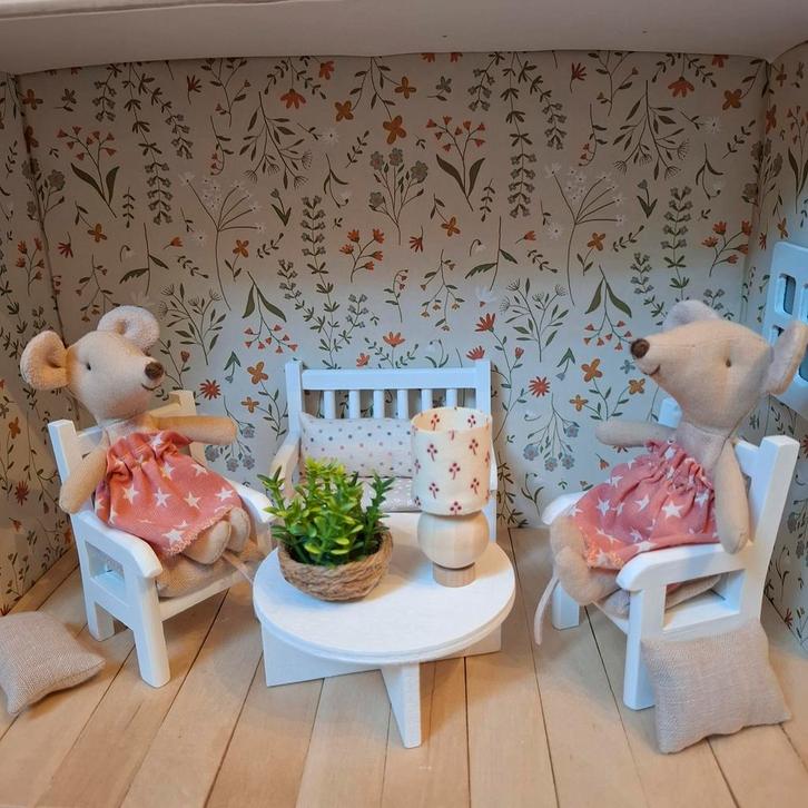 Poppenhuis meubeltjes en accessoires, woonkamer muizenhuis, Verzamelen, Poppenhuizen en Toebehoren, Poppenhuis, Ophalen of Verzenden