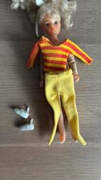 Mini barbie popje Sindy kleeertjes, Verzamelen, Poppen, Ophalen of Verzenden, Gebruikt, Pop