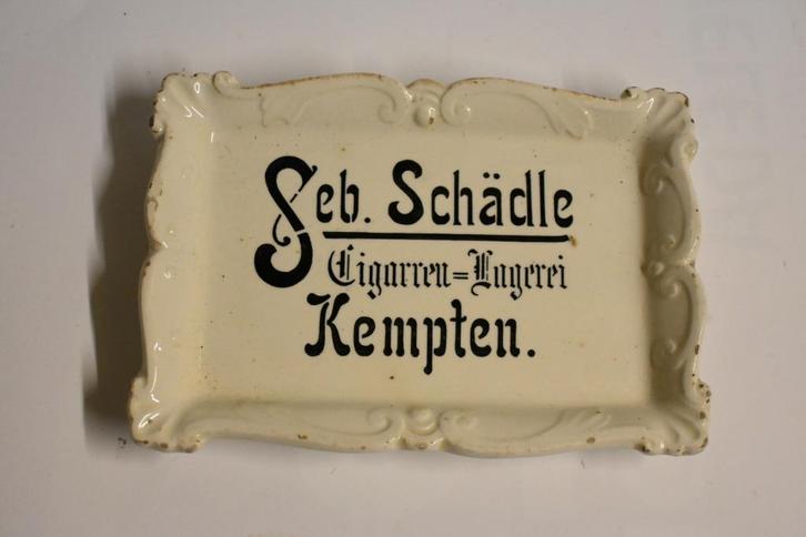 ca 1900-1920 porseleinen asbak met reclame duitsland Kempten, Verzamelen, Rookartikelen, Aanstekers en Luciferdoosjes, Gebruikt
