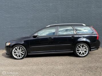 Volvo V50 2.5 T5 230pk Geartr. Summum R-Design - s/k dak beschikbaar voor biedingen