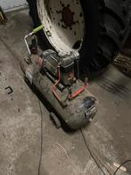 Ferm compressor 100liter, Doe-het-zelf en Verbouw, Compressors, Minder dan 25 liter, Ophalen, Gebruikt, Minder dan 200 liter/min