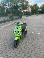 Zip 4 takt 2020 goede staat Paiggio, Ophalen, Zip, Zo goed als nieuw, Benzine