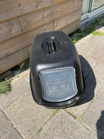kattenbak beschikbaar voor biedingen