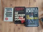 Frederick Forsyth Boeken - De Verrader, De Honden van Oorlog, Ophalen of Verzenden, Gelezen, Frederick Forsyth, Nederland