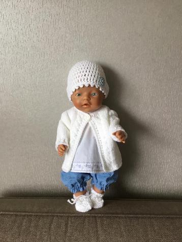 Te koop Poppenkleertjes voor van 40/46 cm. beschikbaar voor biedingen