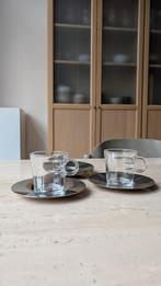 Nespresso kopjes met rvs schaaltjes door Atelier Oï, Huis en Inrichting, Keuken | Servies, Overige materialen, Ophalen of Verzenden