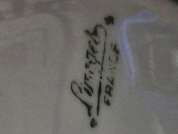 Porseleine lamp met orgineel glas beschikbaar voor biedingen