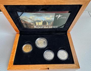 Koopmans set met gouden dukaat 1928. beschikbaar voor biedingen