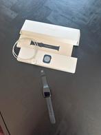 Apple Watch series 8 45mm - Zwart - Zo goed als nieuw, Sieraden, Tassen en Uiterlijk, Smartwatches, Ophalen, Afstand, Zwart, IOS