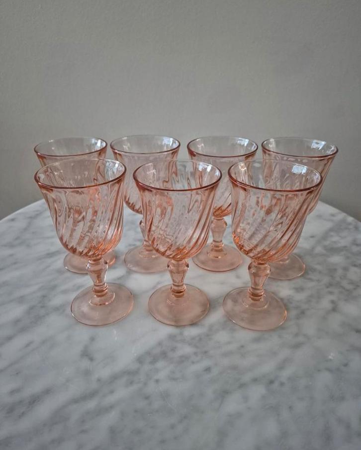 Set franse Vintage rosaline swirl wijnglazen roze glas, Antiek en Kunst, Antiek | Glas en Kristal, Ophalen of Verzenden