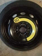 1 thuis brenger en 4  13 inch velgen en banden, Ophalen of Verzenden, Gebruikt, Hyundai