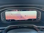 Volkswagen Taigo 1.5 TSI Style 150pk CAMERA/CARPLAY/NAVI, Zwart, 150 pk, Leder en Stof, Wit