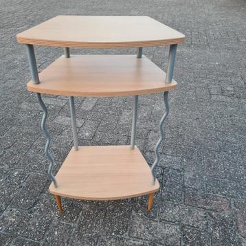 Kast gangkast etagere drie hoog beschikbaar voor biedingen