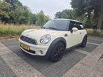 Mini One (r56) 1.4 95pk 2010 Wit, Auto's, Mini, Voorwielaandrijving, 4 stoelen, Wit, Geïmporteerd